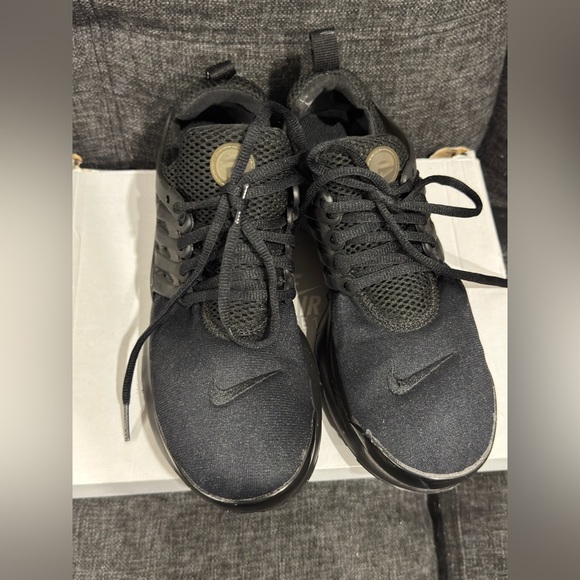 Nike Air Presto GS Triple Black Blackout 833875-003 Running Size 6y Womens 7.5 - Picture 4 of 15